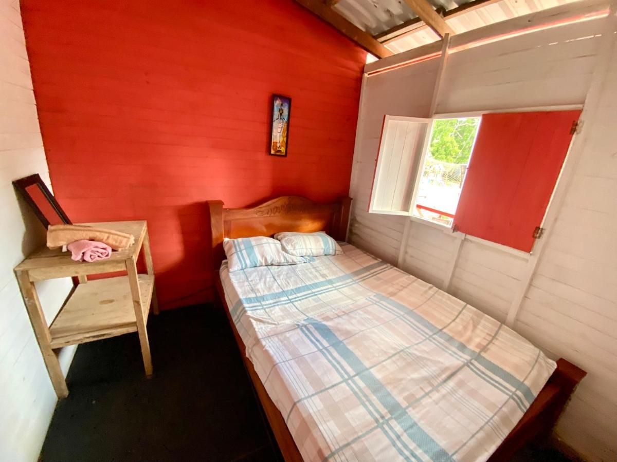 Hostal Paraiso Isla Mucura Ruang foto