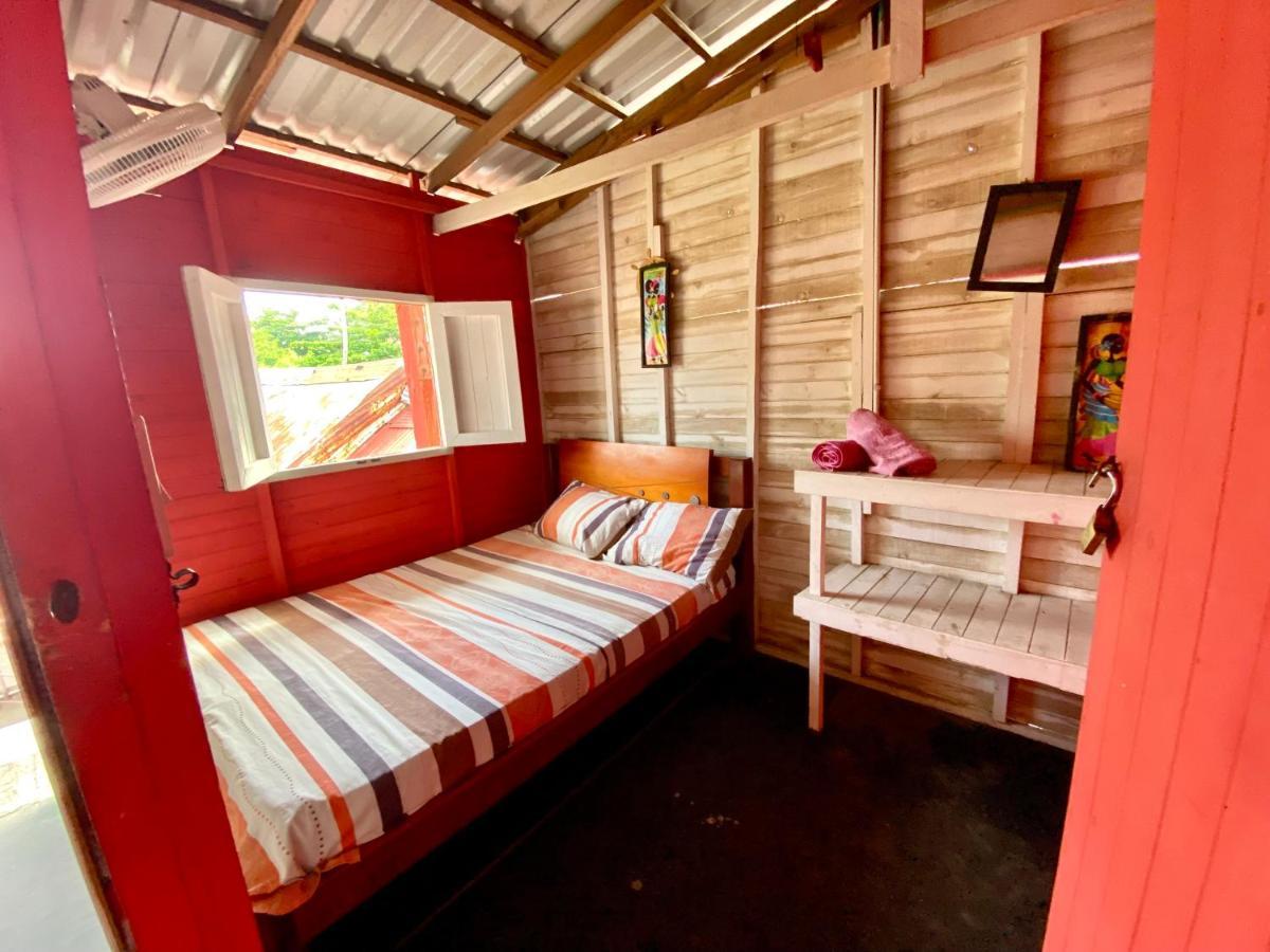 Hostal Paraiso Isla Mucura Bagian luar foto